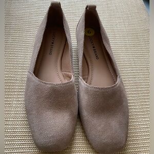 NWOB Lucky Brand Daymien Square Toe Flats Size 9